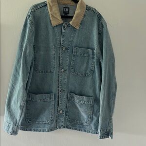 GAP Men's Light Blue Denim Jacket with Beige Collar